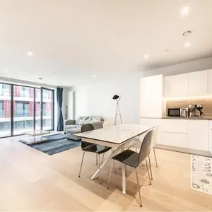 Modern In Апартаменты Лондон
