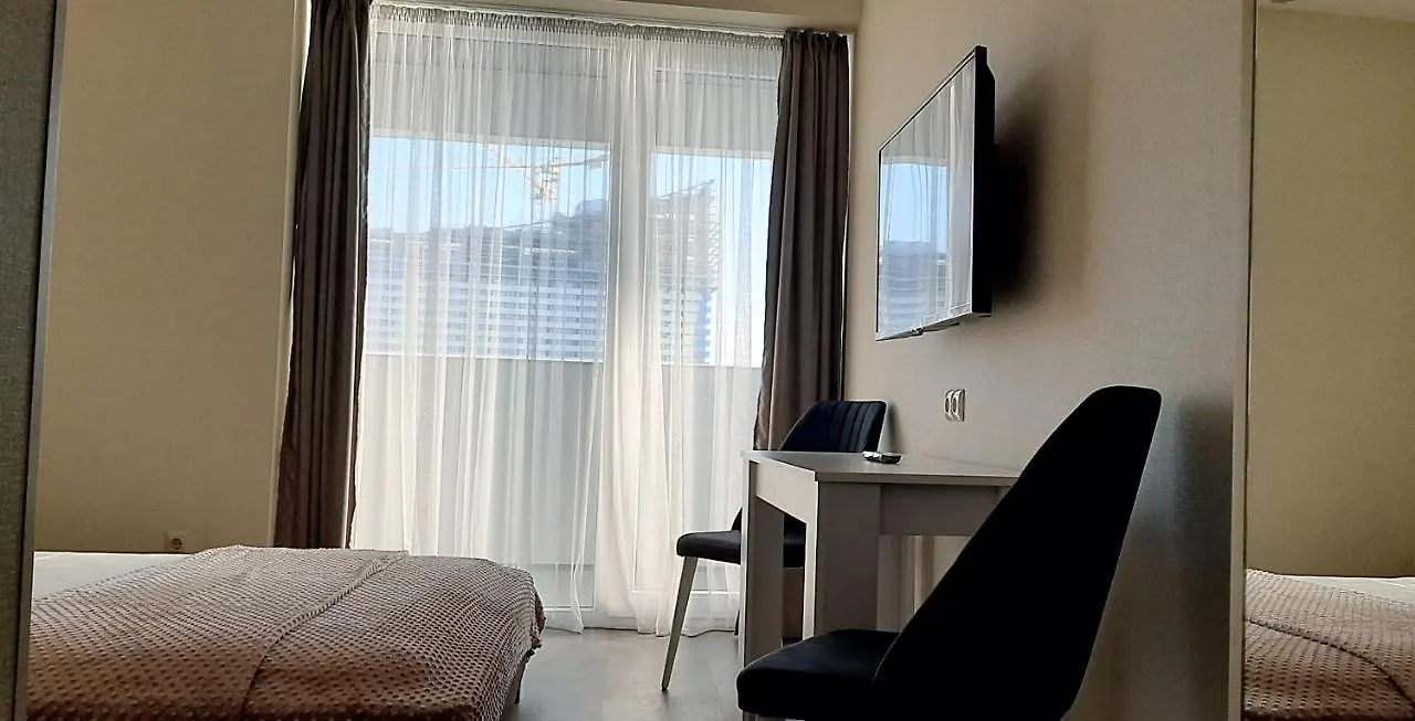 Alliance Palace Sea View Apartment Batoemi 0*,