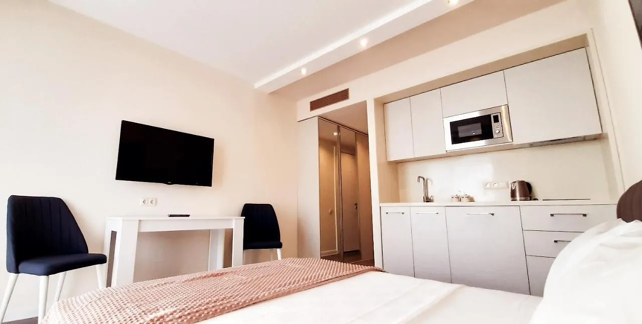 Alliance Palace Sea View Apartment Batoemi